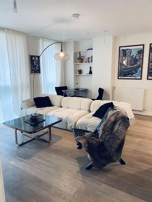 Stunning 1 Bed Luxury Apartment Londres